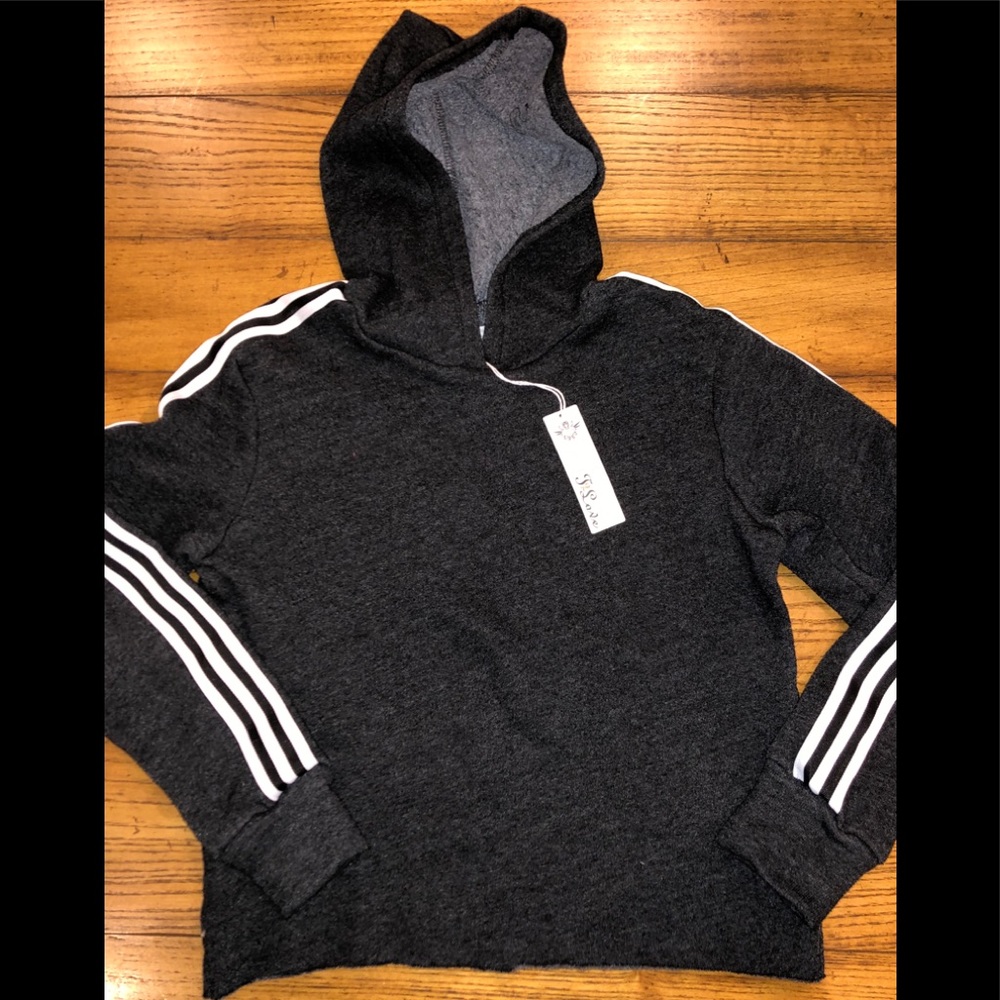 T2 Love cropped sweatshirt
